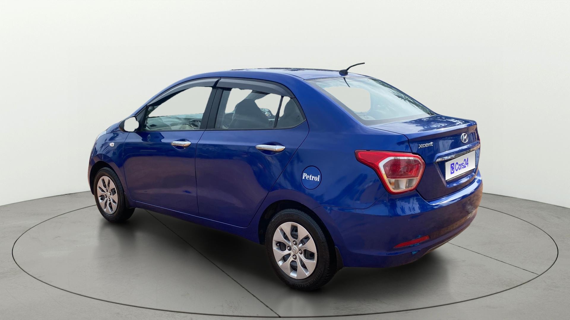 View 2015 Hyundai Xcent Base Petrol Image 2 Used 2015 Hyundai Xcent Base Petrol Image 2