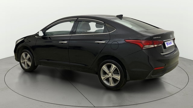 View Hyundai Verna Image 2 Used Hyundai Verna Image 2