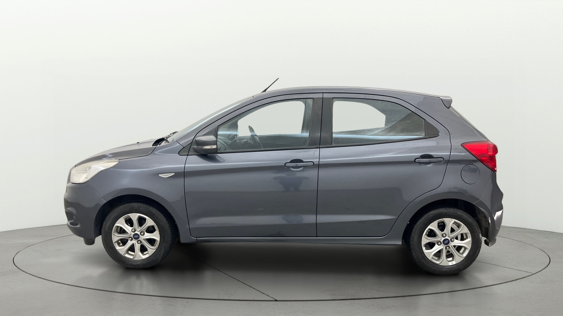 View 2016 Ford Figo Aspire 1.2P Ambiente MT BS IV Image 5 Used 2016 Ford Figo Aspire 1.2P Ambiente MT BS IV Image 5