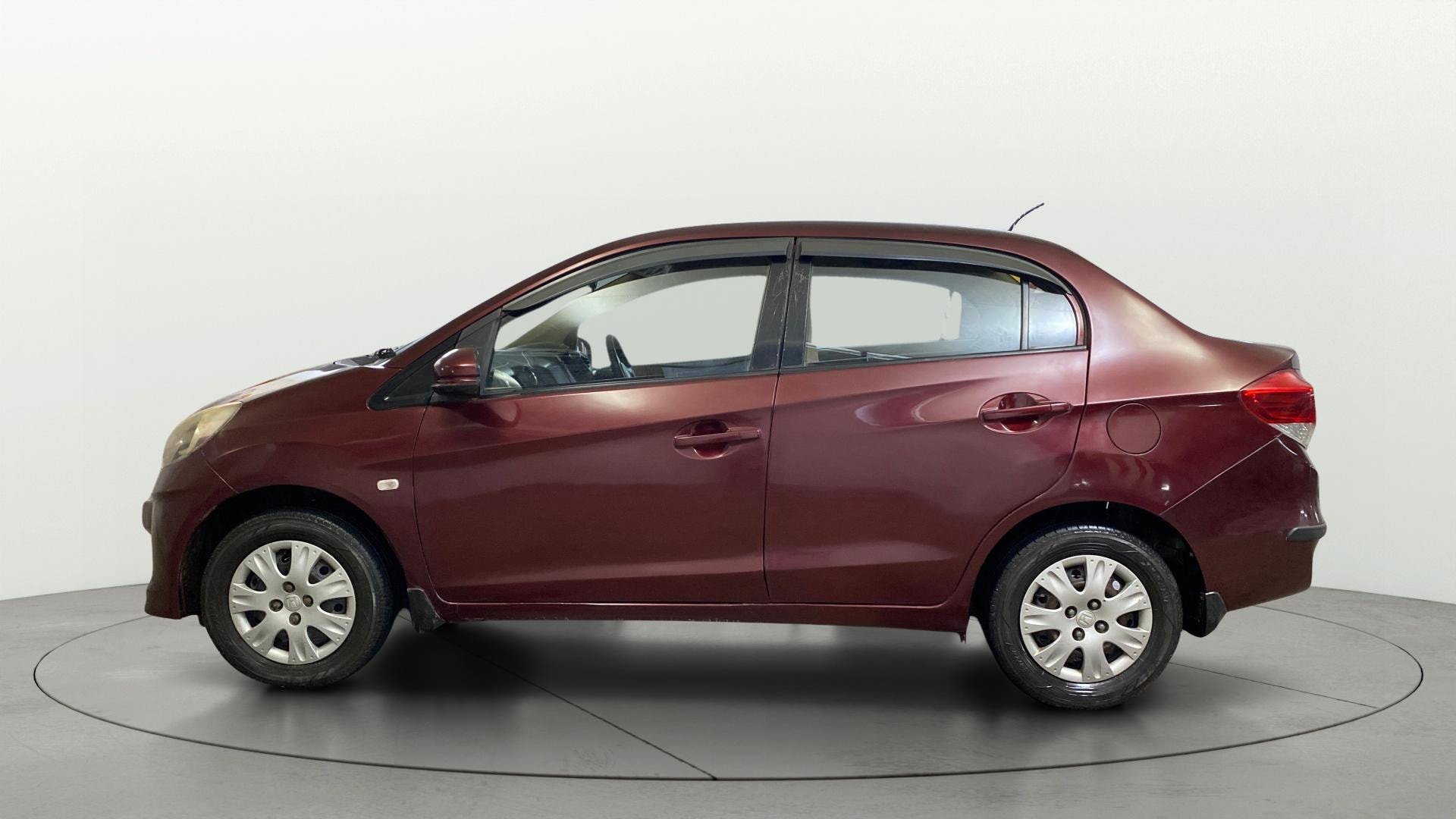 View 2015 Honda Amaze E MT Petrol BS IV Image 5 Used 2015 Honda Amaze E MT Petrol BS IV Image 5