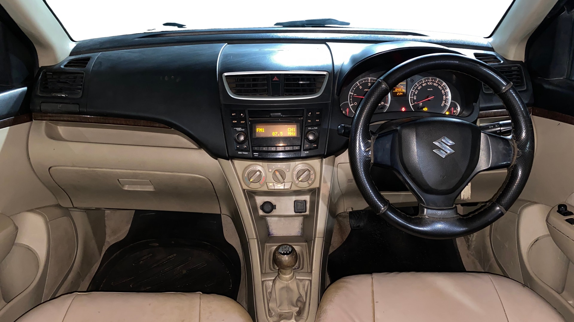 View 2017 Maruti Suzuki 1000 Base Variant Image 15 Used 2017 Maruti Suzuki 1000 Base Variant Image 15