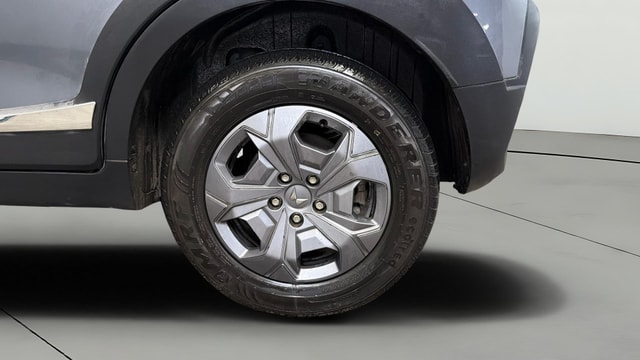 View Mahindra XUV 3XO Image 12 Used Mahindra XUV 3XO Image 12