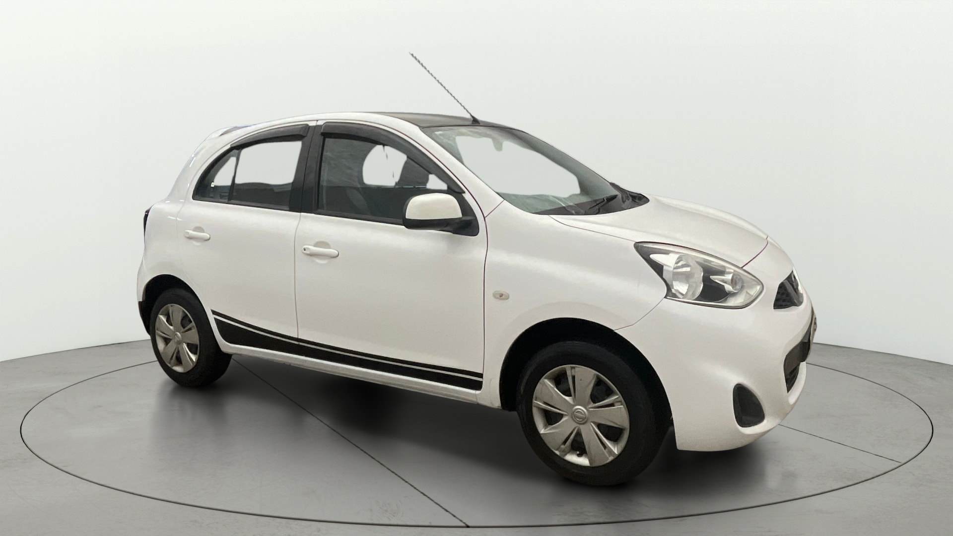 View 2015 Nissan Micra XL (CVT) Image 35 Used 2015 Nissan Micra XL (CVT) Image 35