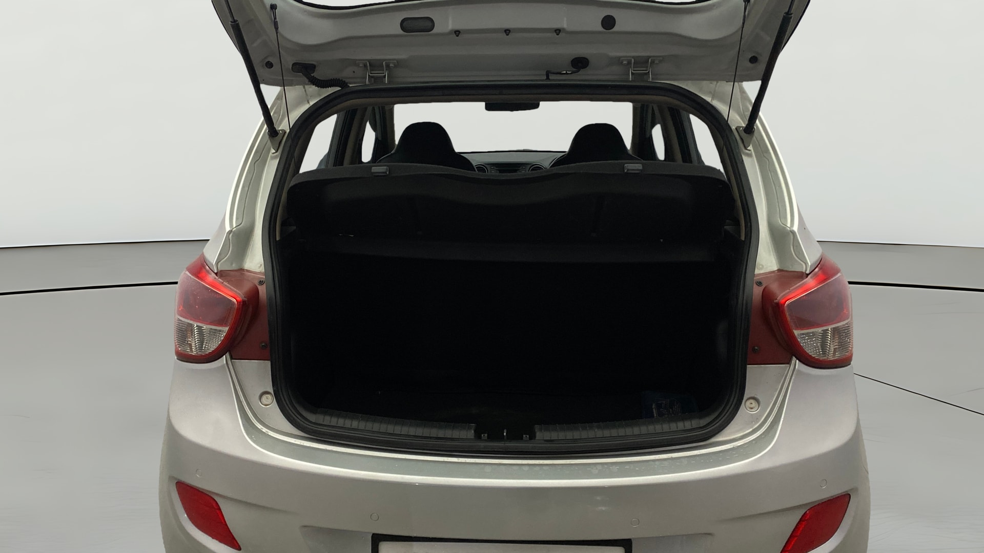 View 2014 Hyundai Grand i10 Asta AT 1.2 Kappa VTVT Image 36 Used 2014 Hyundai Grand i10 Asta AT 1.2 Kappa VTVT Image 36