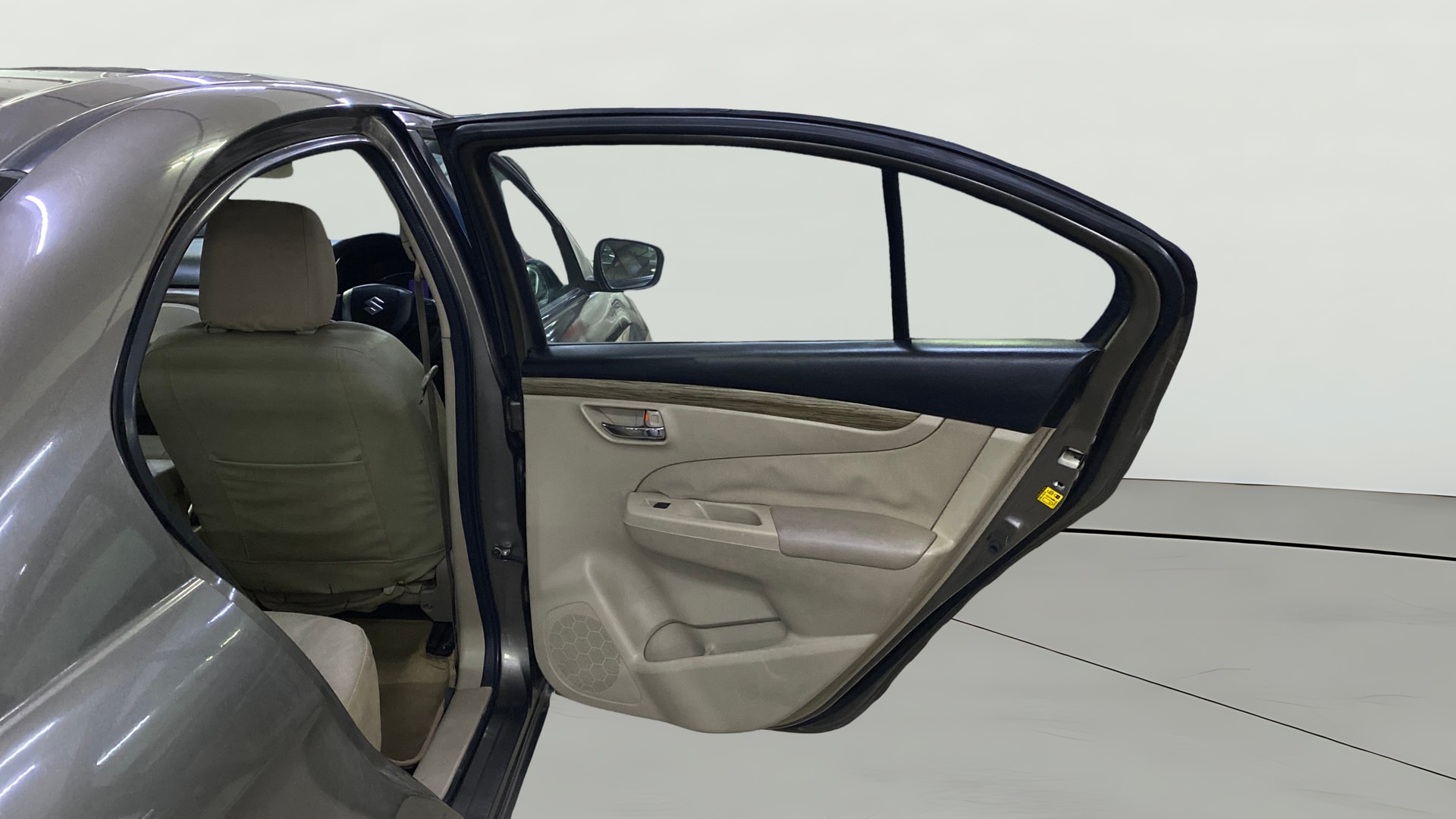 View 2019 Maruti Suzuki 1000 Base Variant Image 6 Used 2019 Maruti Suzuki 1000 Base Variant Image 6