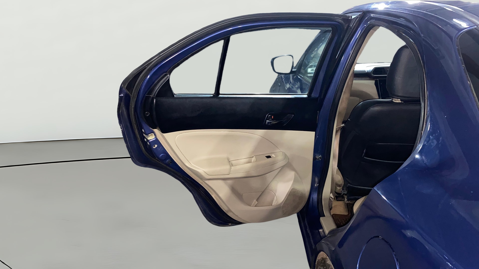 View 2018 Maruti Suzuki 1000 Base Variant Image 22 Used 2018 Maruti Suzuki 1000 Base Variant Image 22