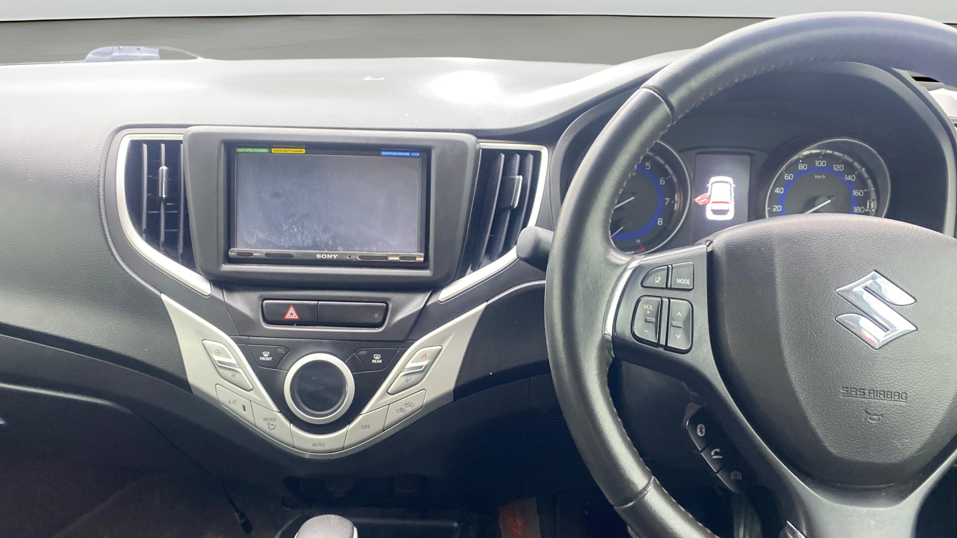 View 2018 Maruti Suzuki 1000 Base Variant Image 17 Used 2018 Maruti Suzuki 1000 Base Variant Image 17