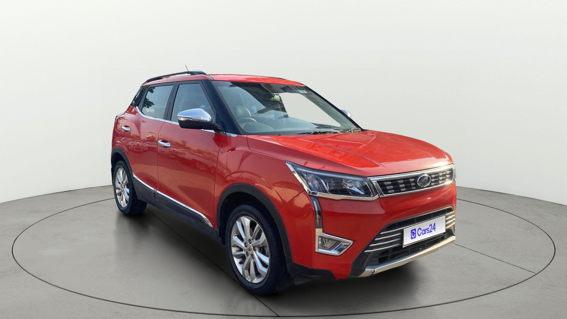 View 2020 Mahindra XUV300 W4 Petrol BS IV Image 22 Used 2020 Mahindra XUV300 W4 Petrol BS IV Image 22