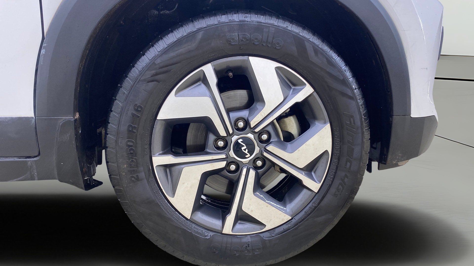 View 2023 Kia Sonet HTX AT Diesel Image 43 Used 2023 Kia Sonet HTX AT Diesel Image 43
