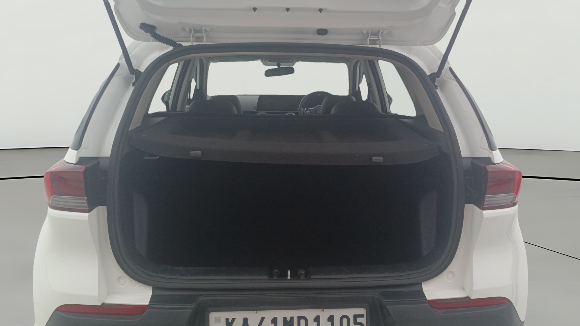 View 2021 Kia Sonet HTK Plus Petrol Image 38 Used 2021 Kia Sonet HTK Plus Petrol Image 38