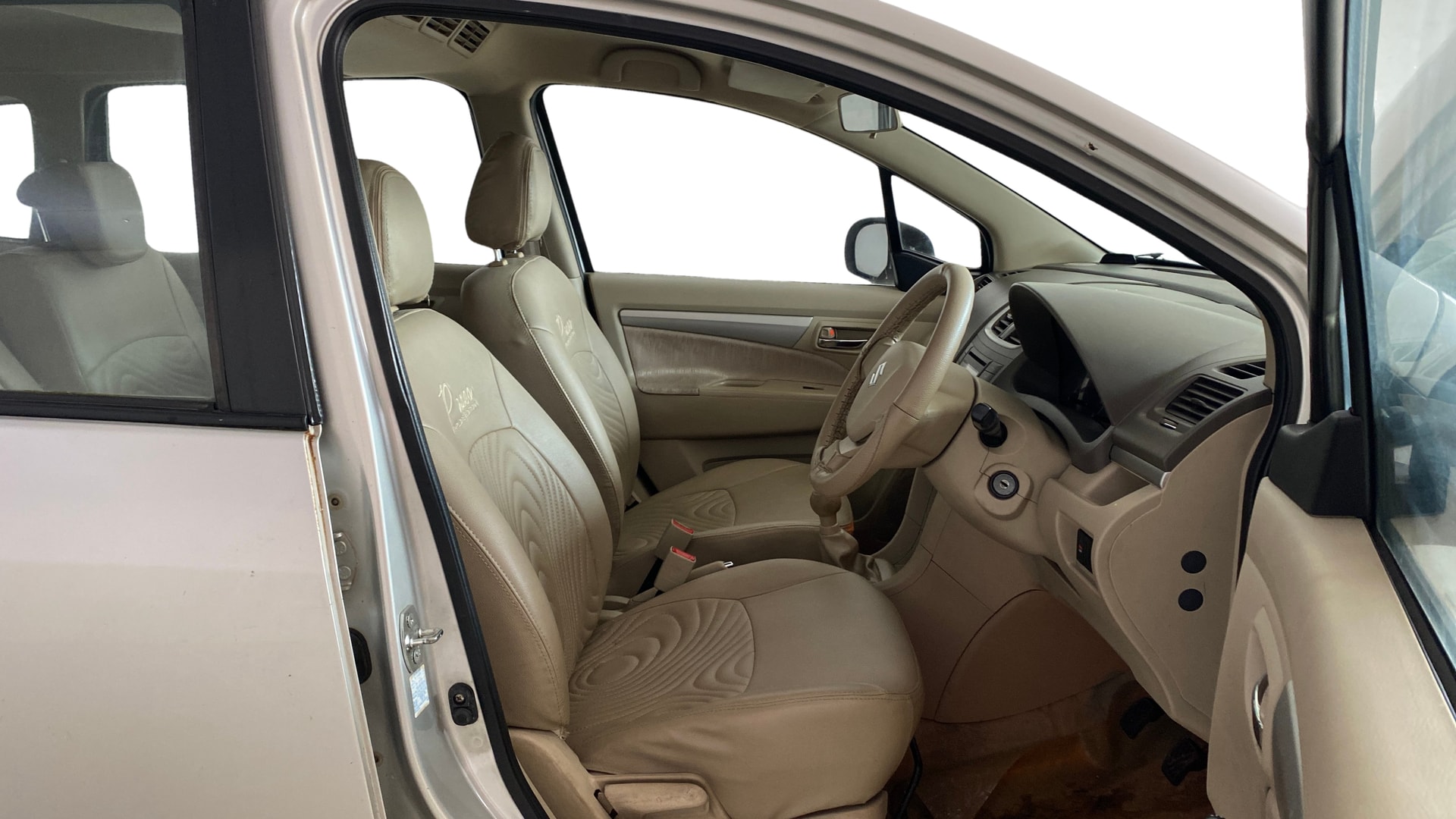 View 2015 Maruti Suzuki 1000 Base Variant Image 26 Used 2015 Maruti Suzuki 1000 Base Variant Image 26