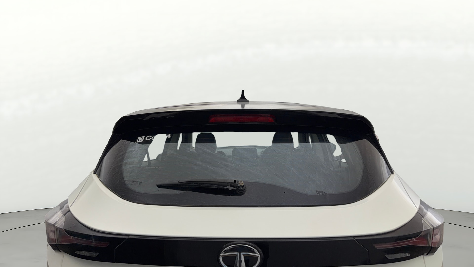 View 2022 Tata Harrier XE Image 5 Used 2022 Tata Harrier XE Image 5