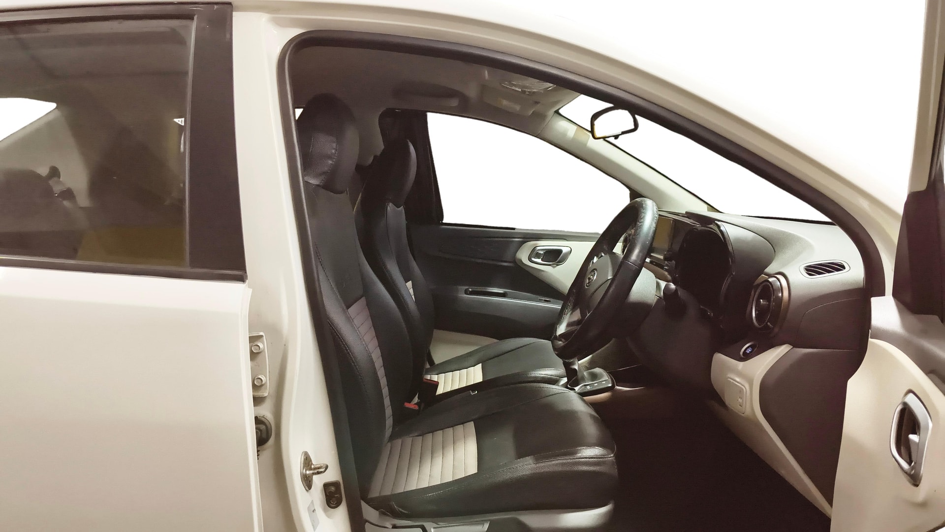 Used 2020 Hyundai Aura Used 2020 Hyundai Aura