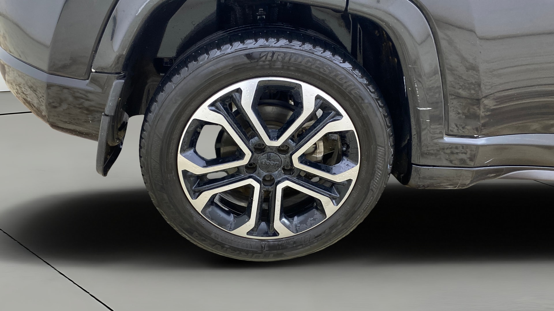 View 2021 Jeep Compass S (O) 1.4 Petrol DDCT Image 34 Used 2021 Jeep Compass S (O) 1.4 Petrol DDCT Image 34