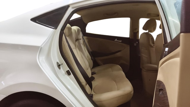 View Hyundai Fluidic Verna Image 29 Used Hyundai Fluidic Verna Image 29