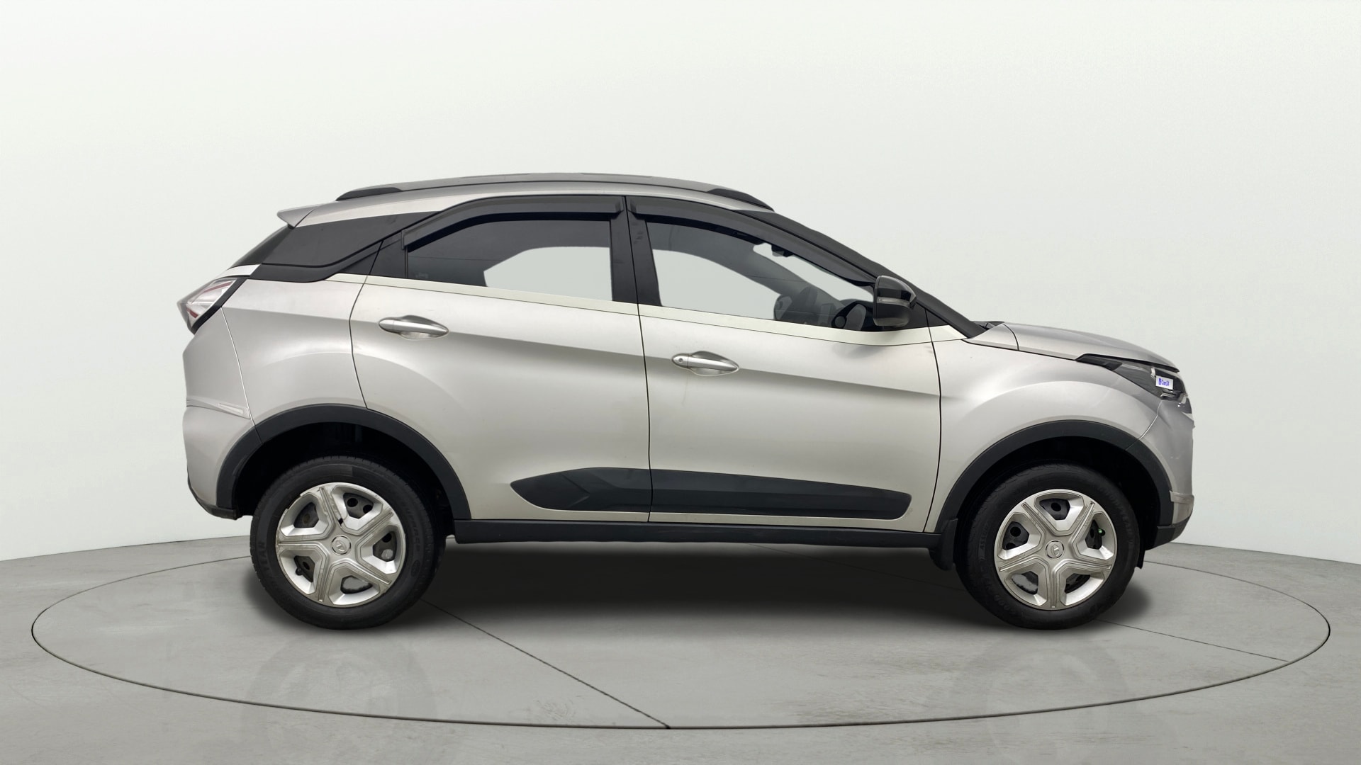 View 2020 Tata Nexon Revotron XZ Image 8 Used 2020 Tata Nexon Revotron XZ Image 8
