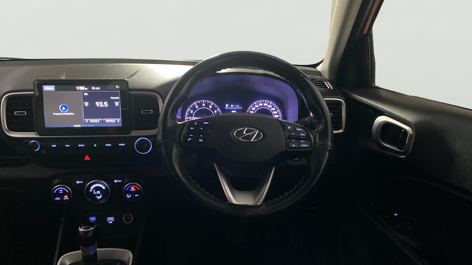 View 2019 Hyundai Venue SX Plus 1.0 Petrol AT Image 21 Used 2019 Hyundai Venue SX Plus 1.0 Petrol AT Image 21