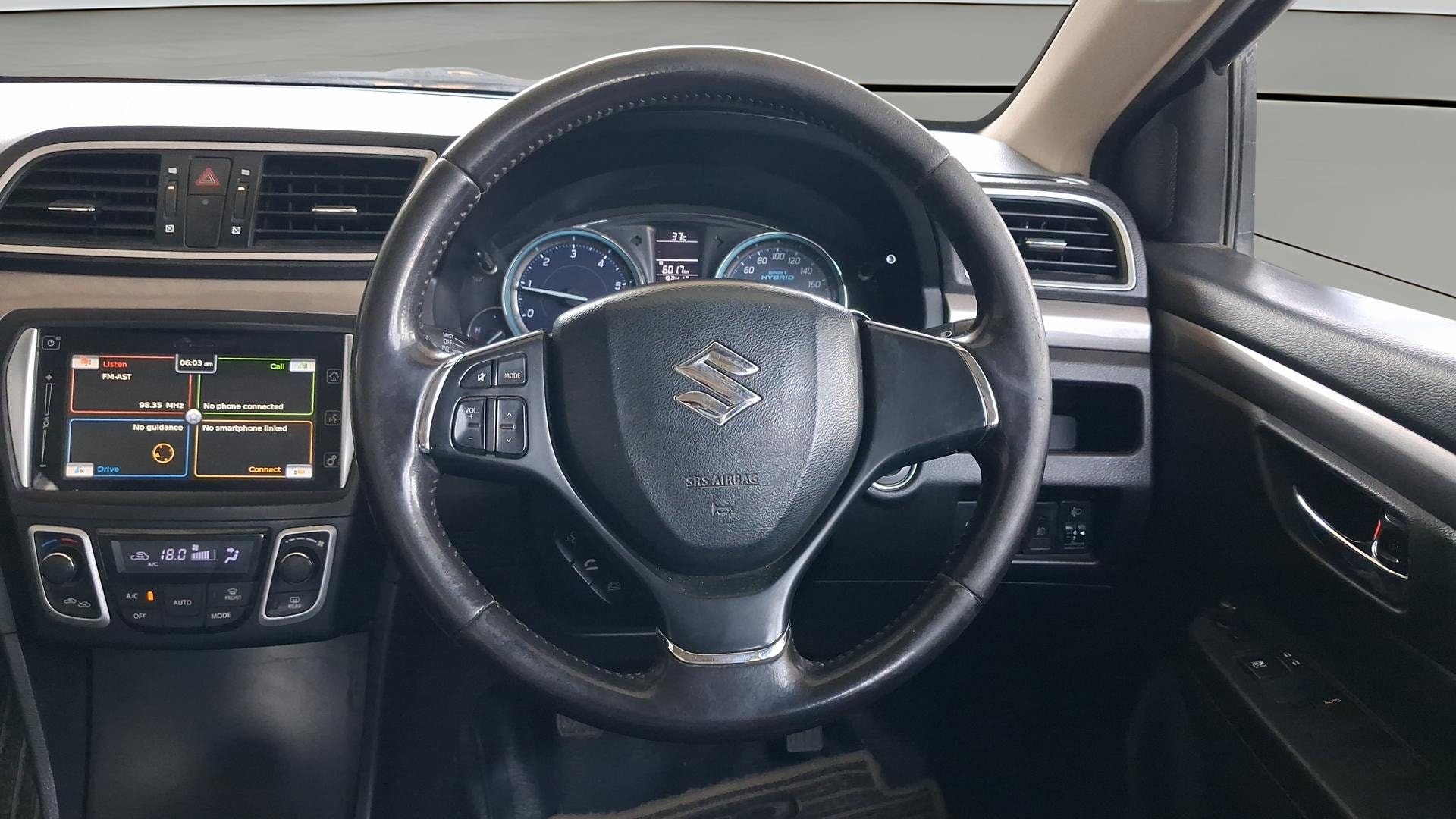 View 2017 Maruti Suzuki 1000 Base Variant Image 20 Used 2017 Maruti Suzuki 1000 Base Variant Image 20