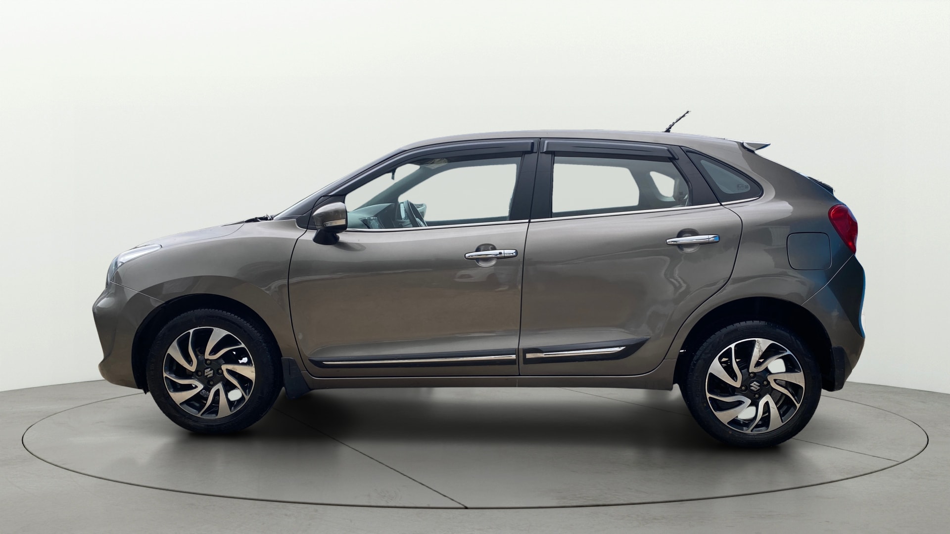 View 2020 Maruti Suzuki 1000 Base Variant Image 5 Used 2020 Maruti Suzuki 1000 Base Variant Image 5