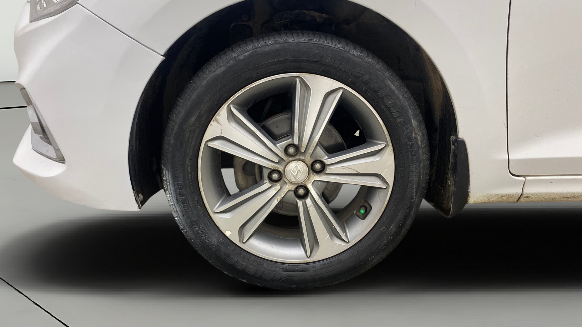 View 2019 Hyundai Verna 1.6 VTVT SX (O) Image 30 Used 2019 Hyundai Verna 1.6 VTVT SX (O) Image 30