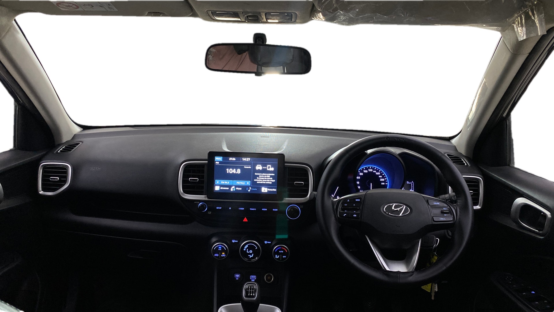 View 2019 Hyundai Venue SX 1.4 Diesel BS IV Image 30 Used 2019 Hyundai Venue SX 1.4 Diesel BS IV Image 30