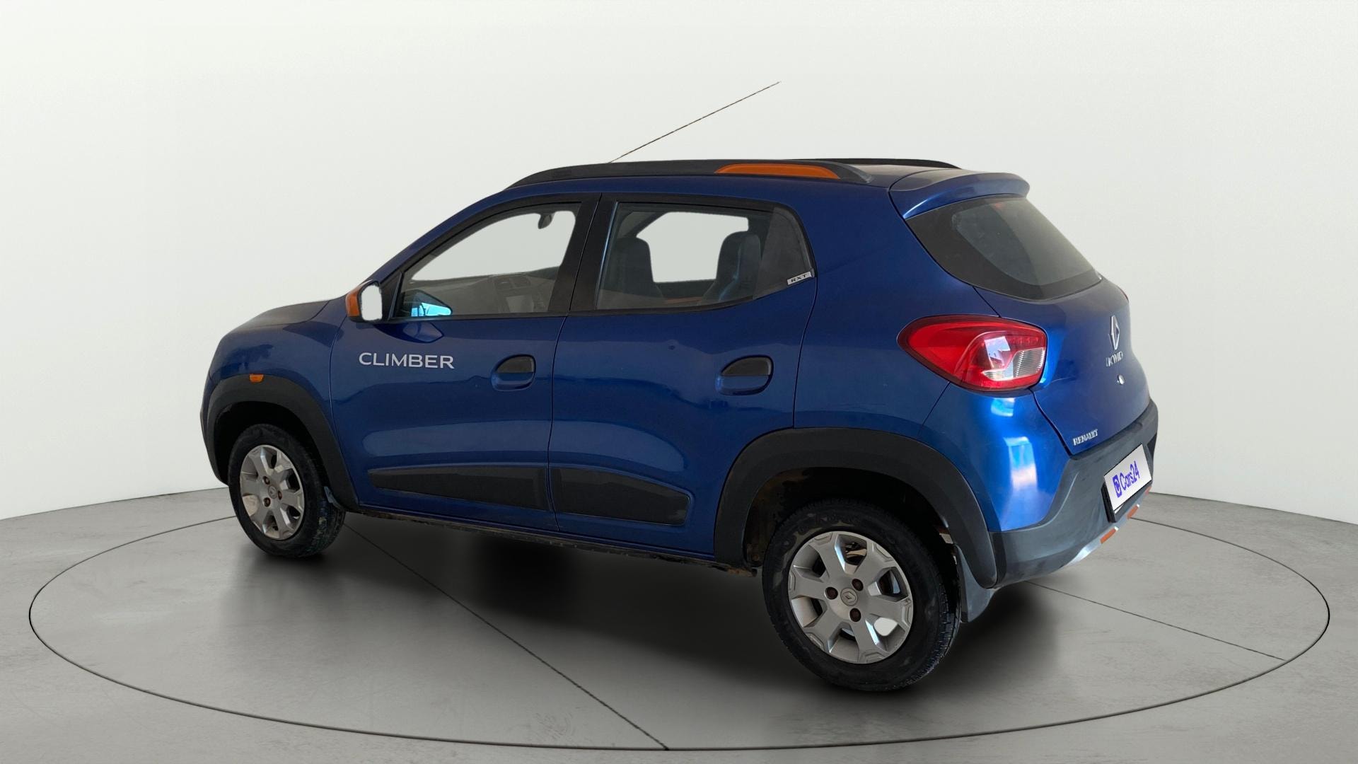 View 2019 Renault Kwid RXT 1.0 Driver Airbag Option Image 2 Used 2019 Renault Kwid RXT 1.0 Driver Airbag Option Image 2