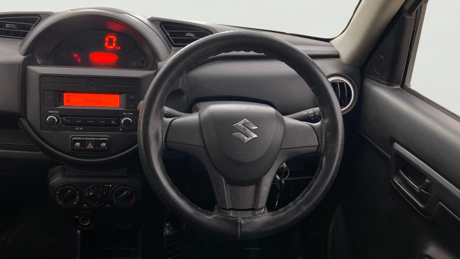 View 2021 Maruti Suzuki 1000 Base Variant Image 20 Used 2021 Maruti Suzuki 1000 Base Variant Image 20