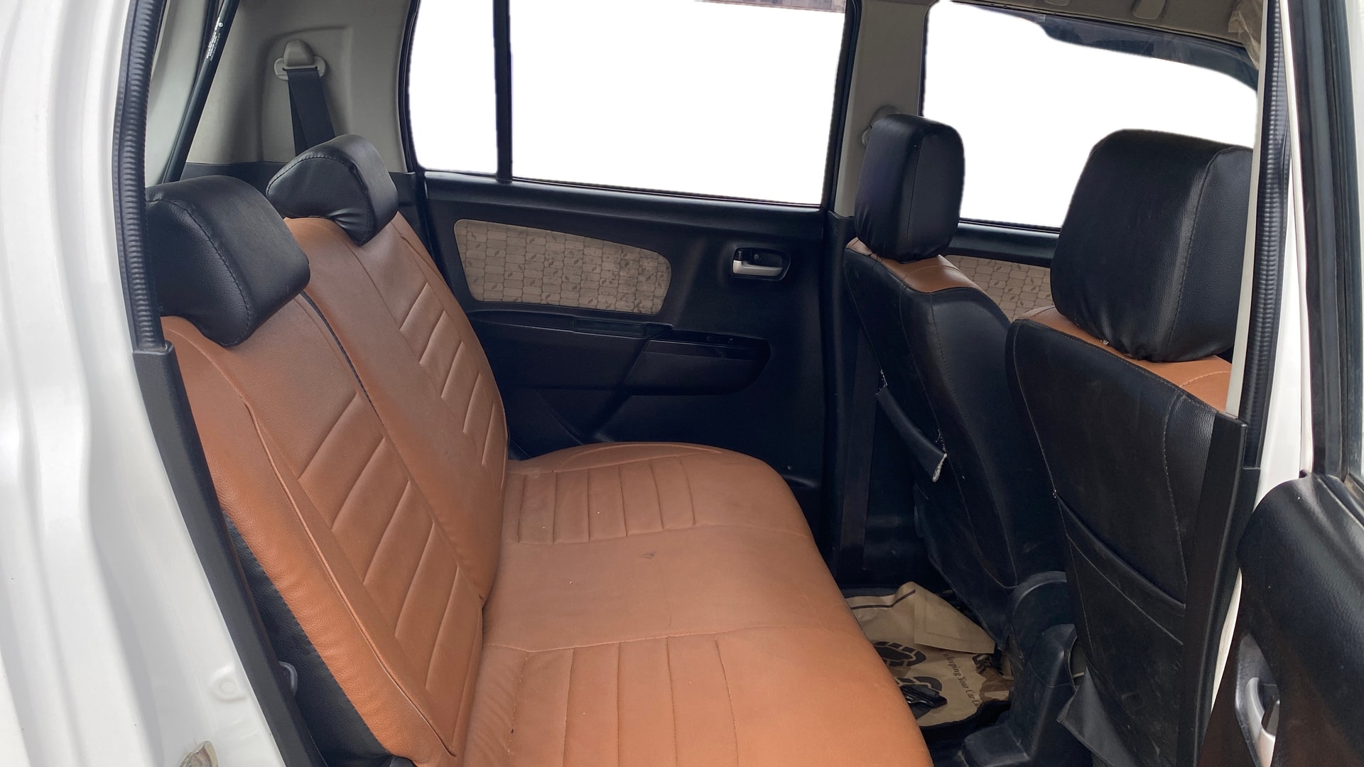View 2018 Maruti Suzuki 1000 Base Variant Image 28 Used 2018 Maruti Suzuki 1000 Base Variant Image 28