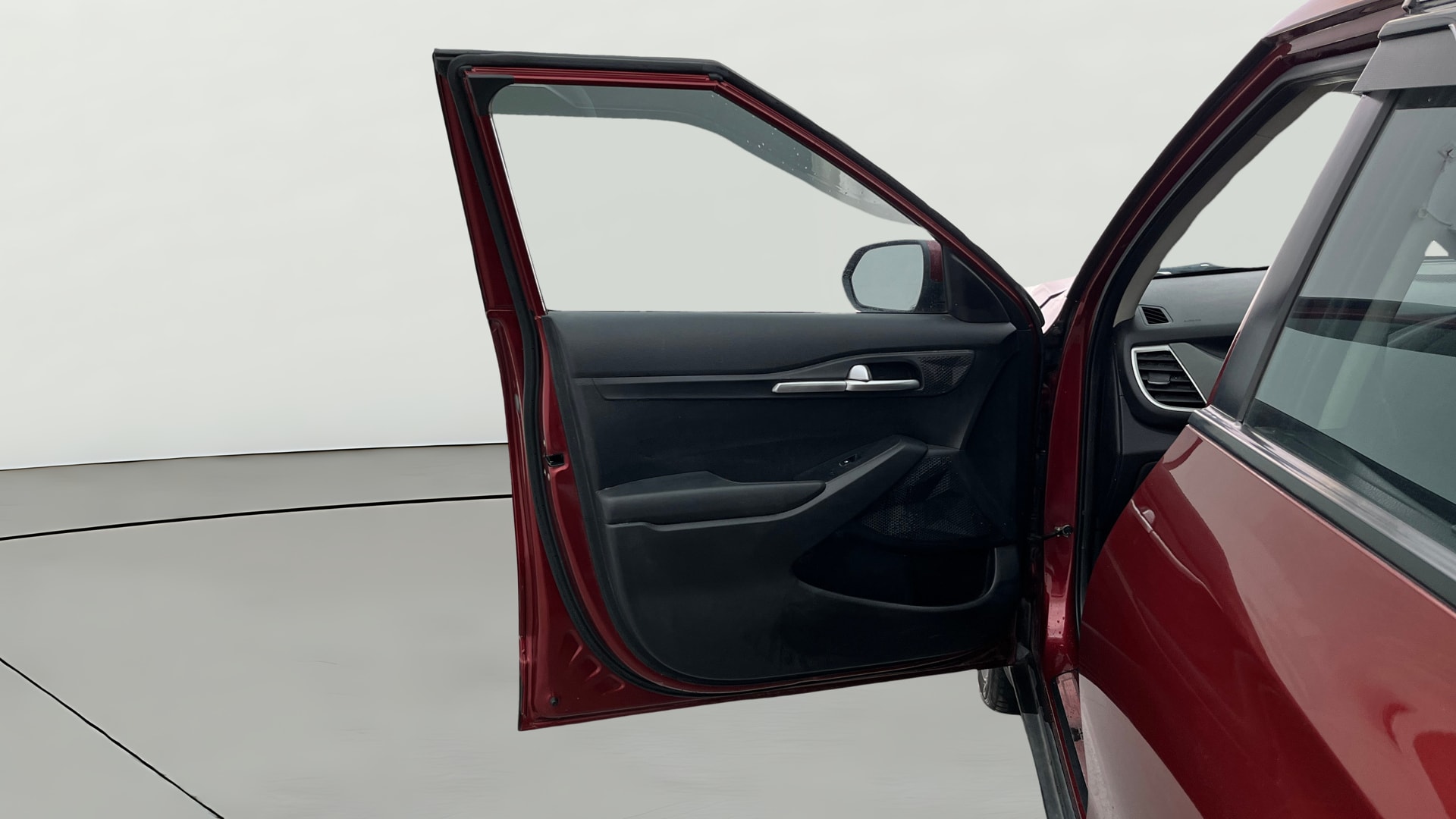 View 2019 Kia Seltos Smartstream G1.5 6MT HTK Plus Image 38 Used 2019 Kia Seltos Smartstream G1.5 6MT HTK Plus Image 38