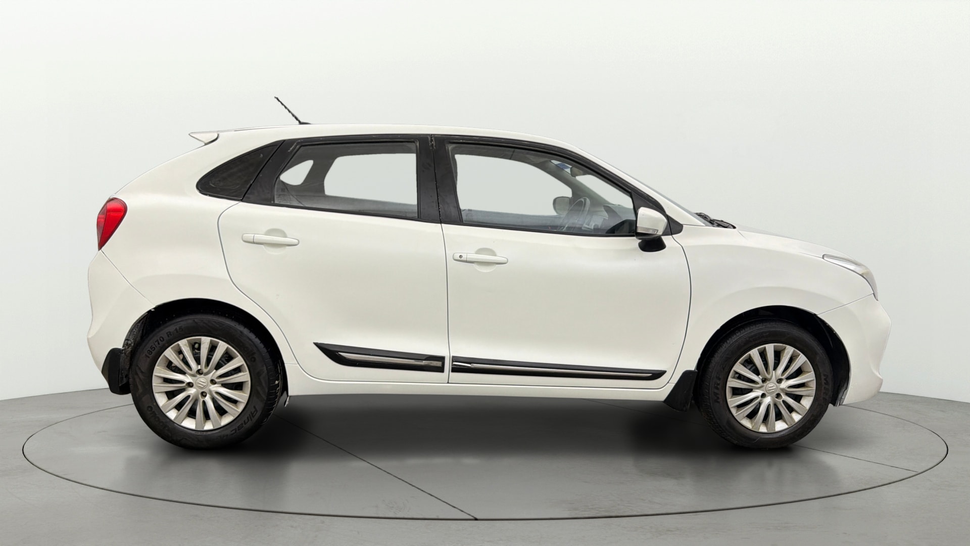 View 2020 Maruti Suzuki 1000 Base Variant Image 8 Used 2020 Maruti Suzuki 1000 Base Variant Image 8