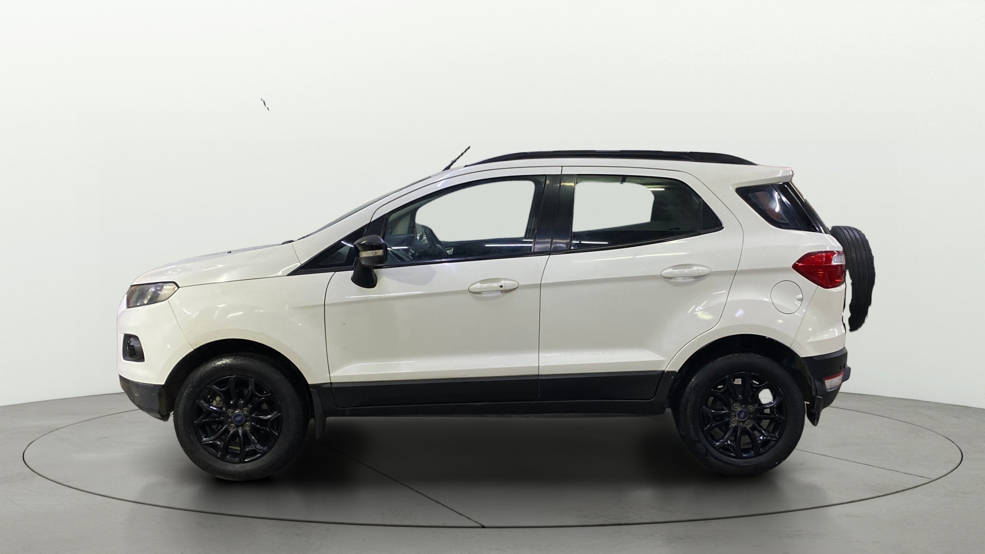 View 2017 Ford EcoSport 1.5 TDCi Diesel Ambiente BS IV Image 28 Used 2017 Ford EcoSport 1.5 TDCi Diesel Ambiente BS IV Image 28