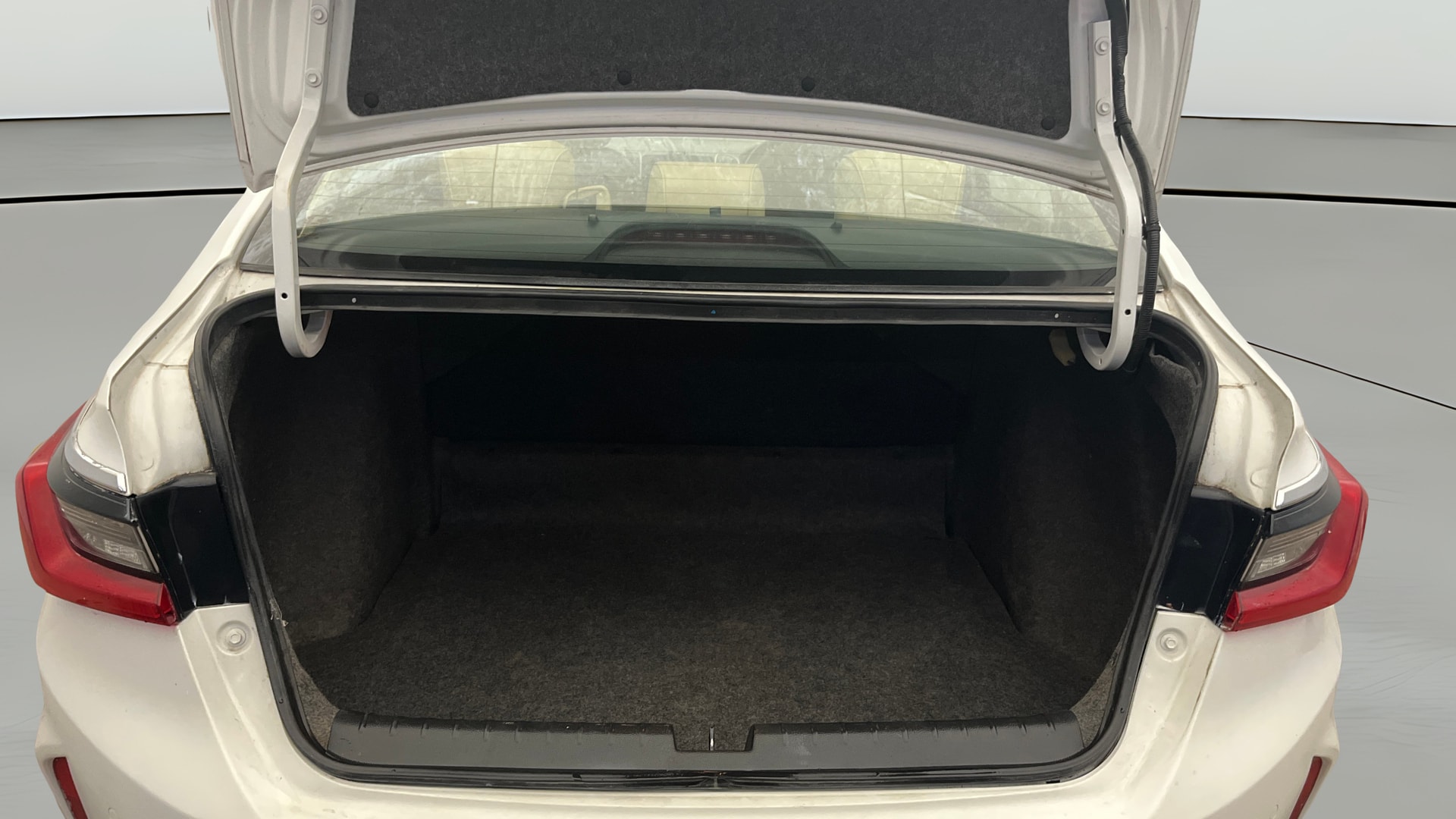 View 2020 Honda City ZX CVT Image 40 Used 2020 Honda City ZX CVT Image 40