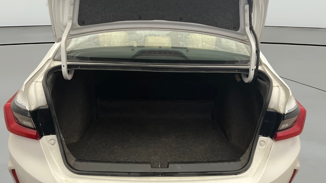 View Honda City ZX Image 40 Used Honda City ZX Image 40