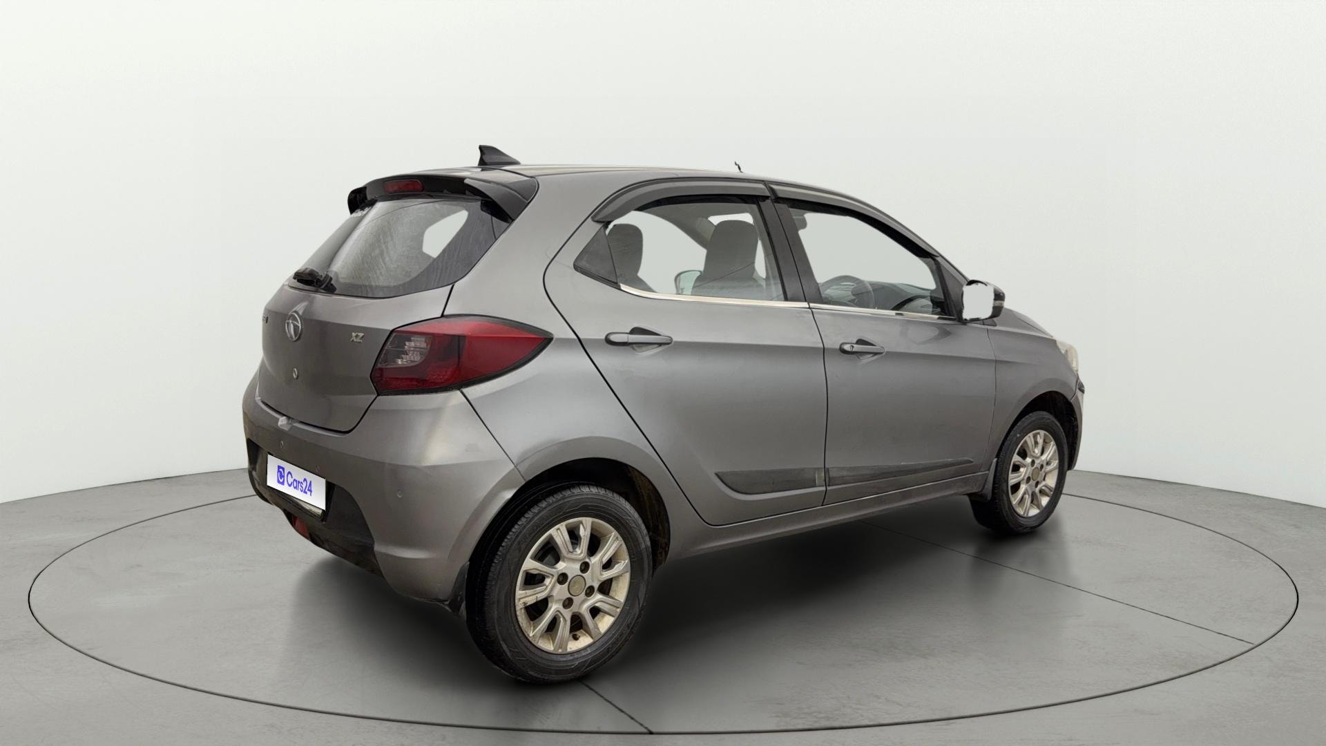 View 2018 Tata Tiago Revotorq XB Image 43 Used 2018 Tata Tiago Revotorq XB Image 43