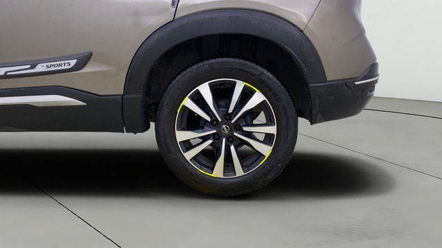 View Nissan Kicks Image 11 Used Nissan Kicks Image 11