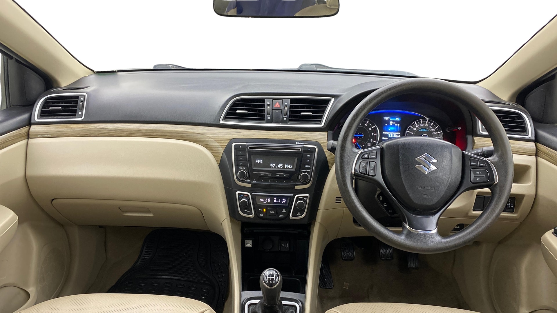 View 2018 Maruti Suzuki 1000 Base Variant Image 16 Used 2018 Maruti Suzuki 1000 Base Variant Image 16