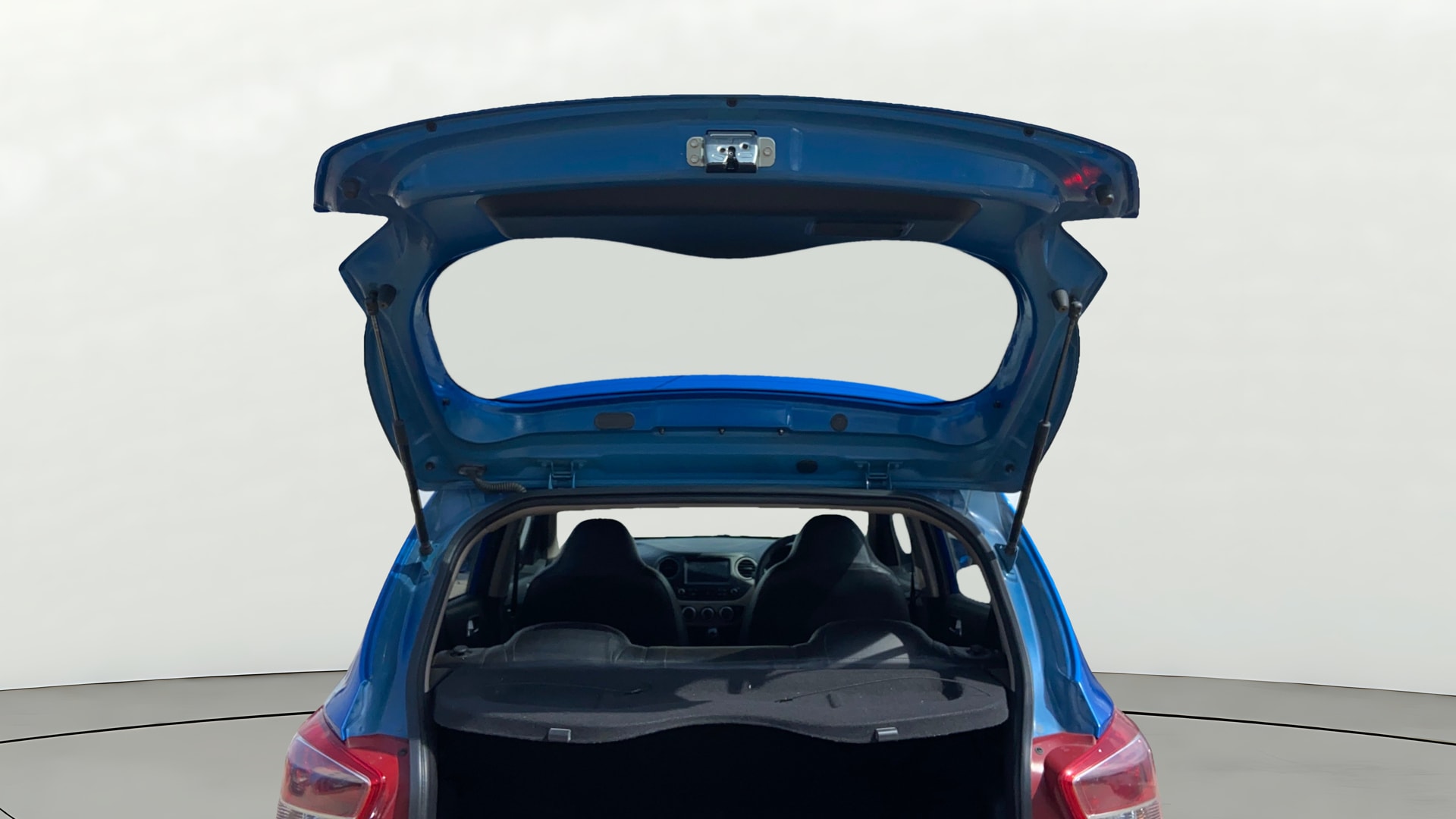 View 2019 Hyundai Grand i10 1.2 Sportz AT Petrol Image 16 Used 2019 Hyundai Grand i10 1.2 Sportz AT Petrol Image 16
