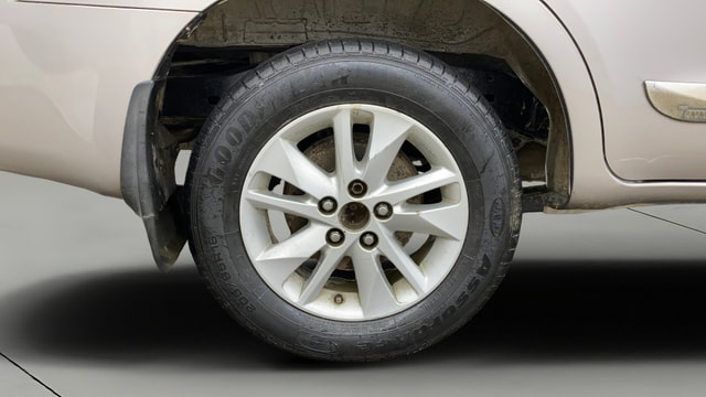 View Toyota Innova Crysta Image 25 Used Toyota Innova Crysta Image 25