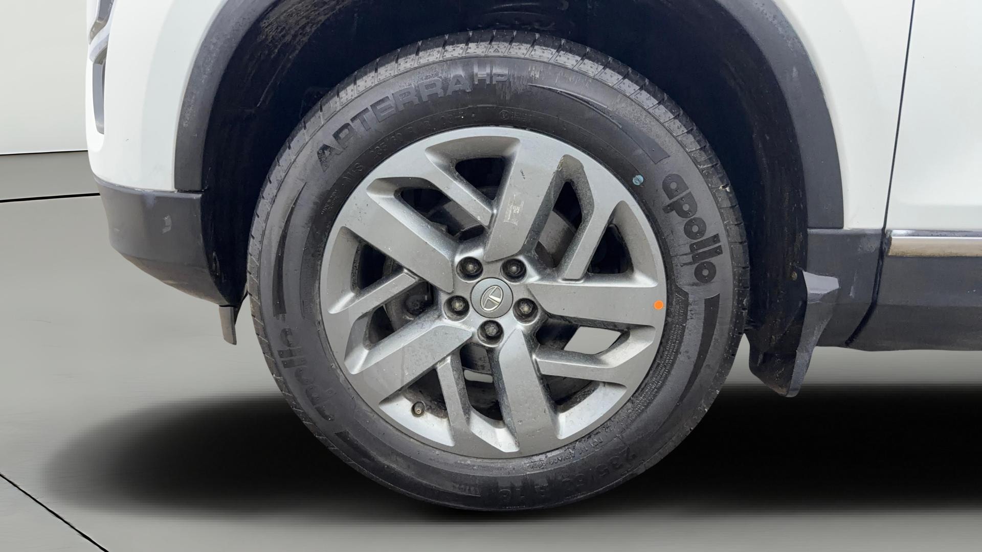 View 2022 Tata Safari XT Plus Image 37 Used 2022 Tata Safari XT Plus Image 37