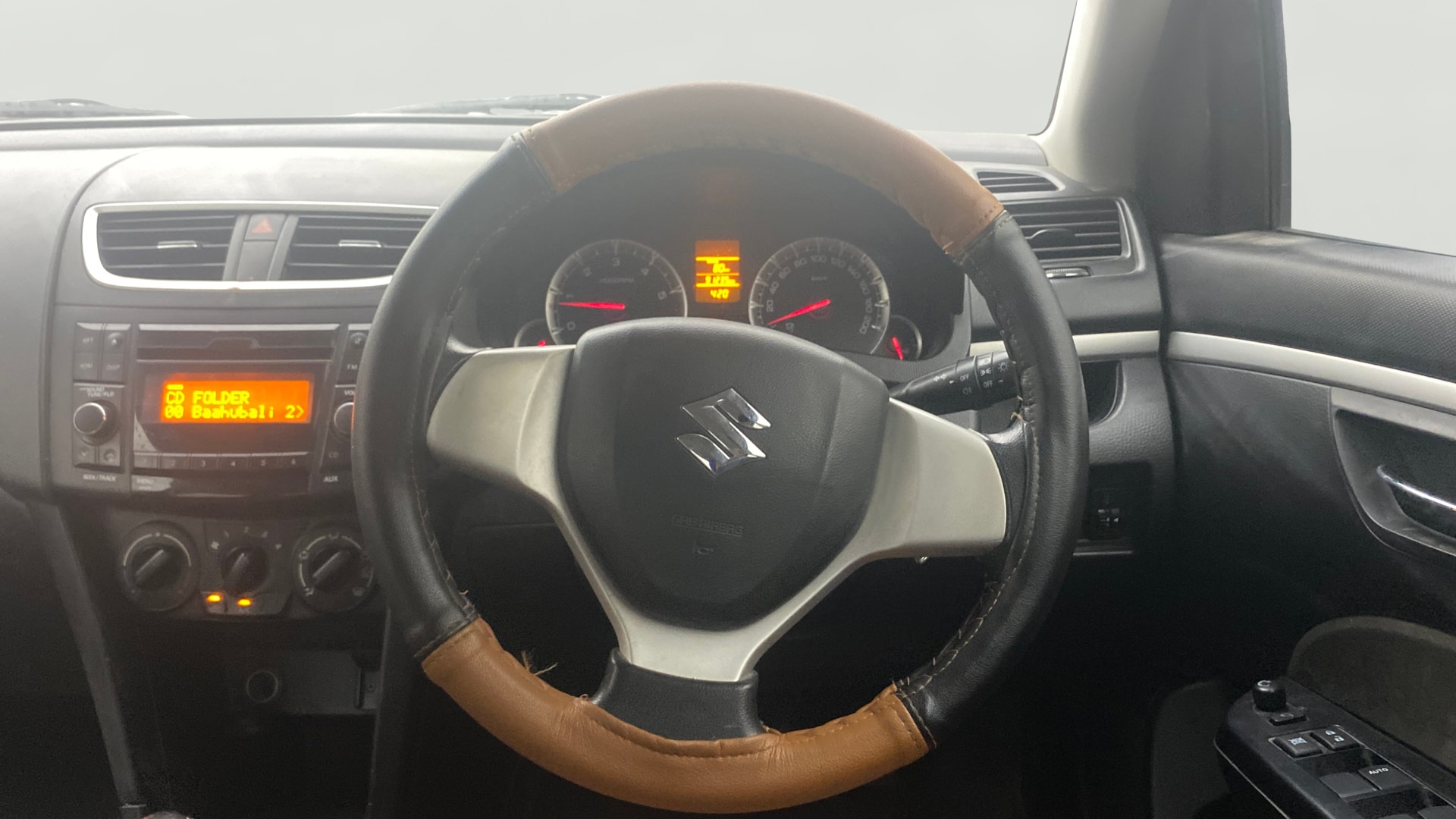 View 2016 Maruti Suzuki 1000 Base Variant Image 20 Used 2016 Maruti Suzuki 1000 Base Variant Image 20