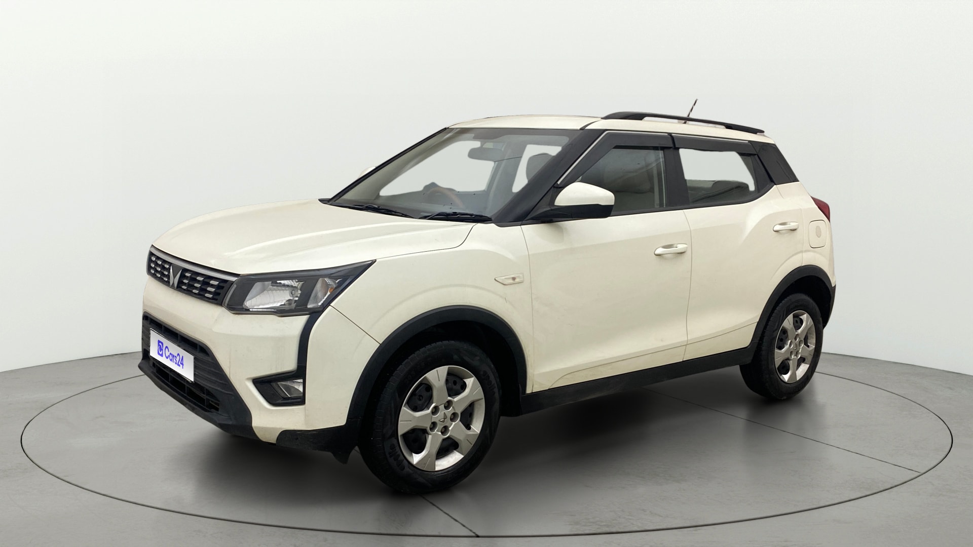 Used 2023 Mahindra XUV300 Used 2023 Mahindra XUV300