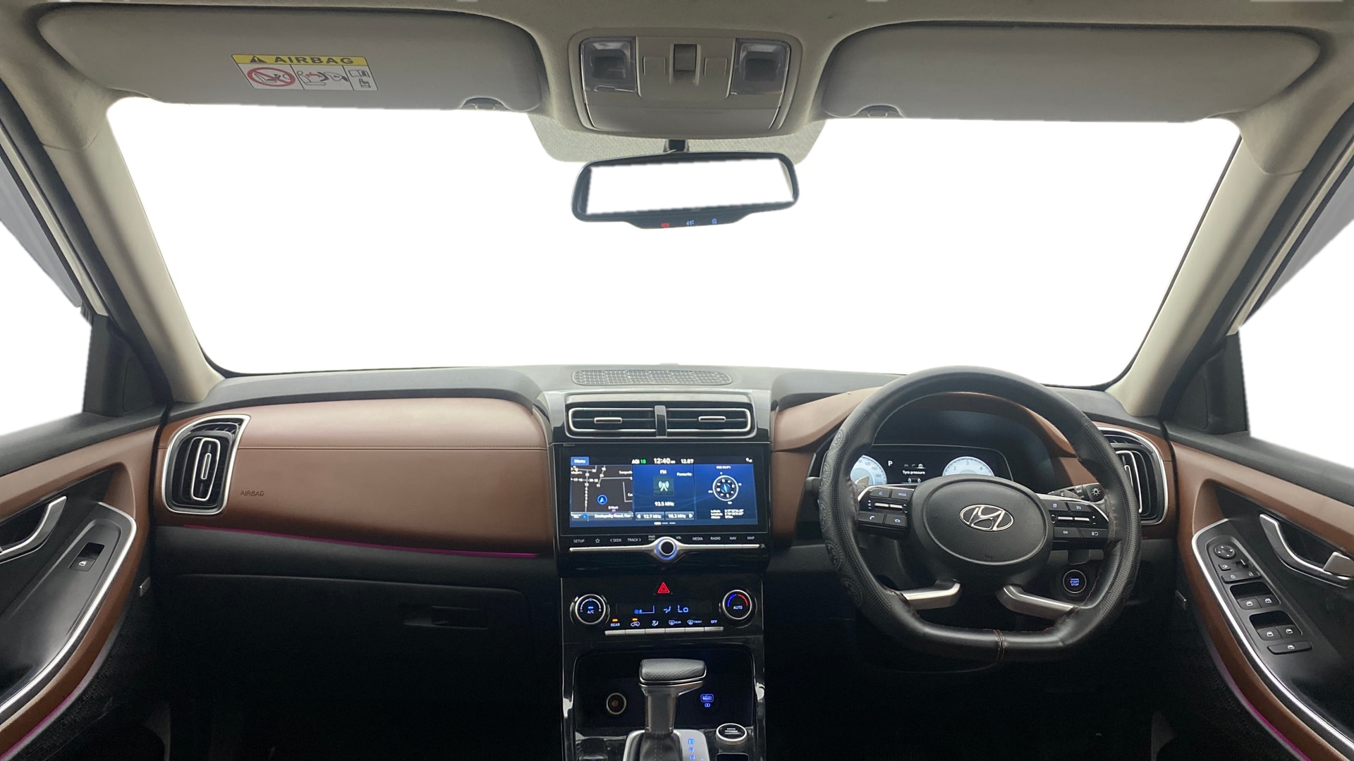 View 2021 Hyundai Alcazar Prestige 6 Seater MT Petrol Image 32 Used 2021 Hyundai Alcazar Prestige 6 Seater MT Petrol Image 32