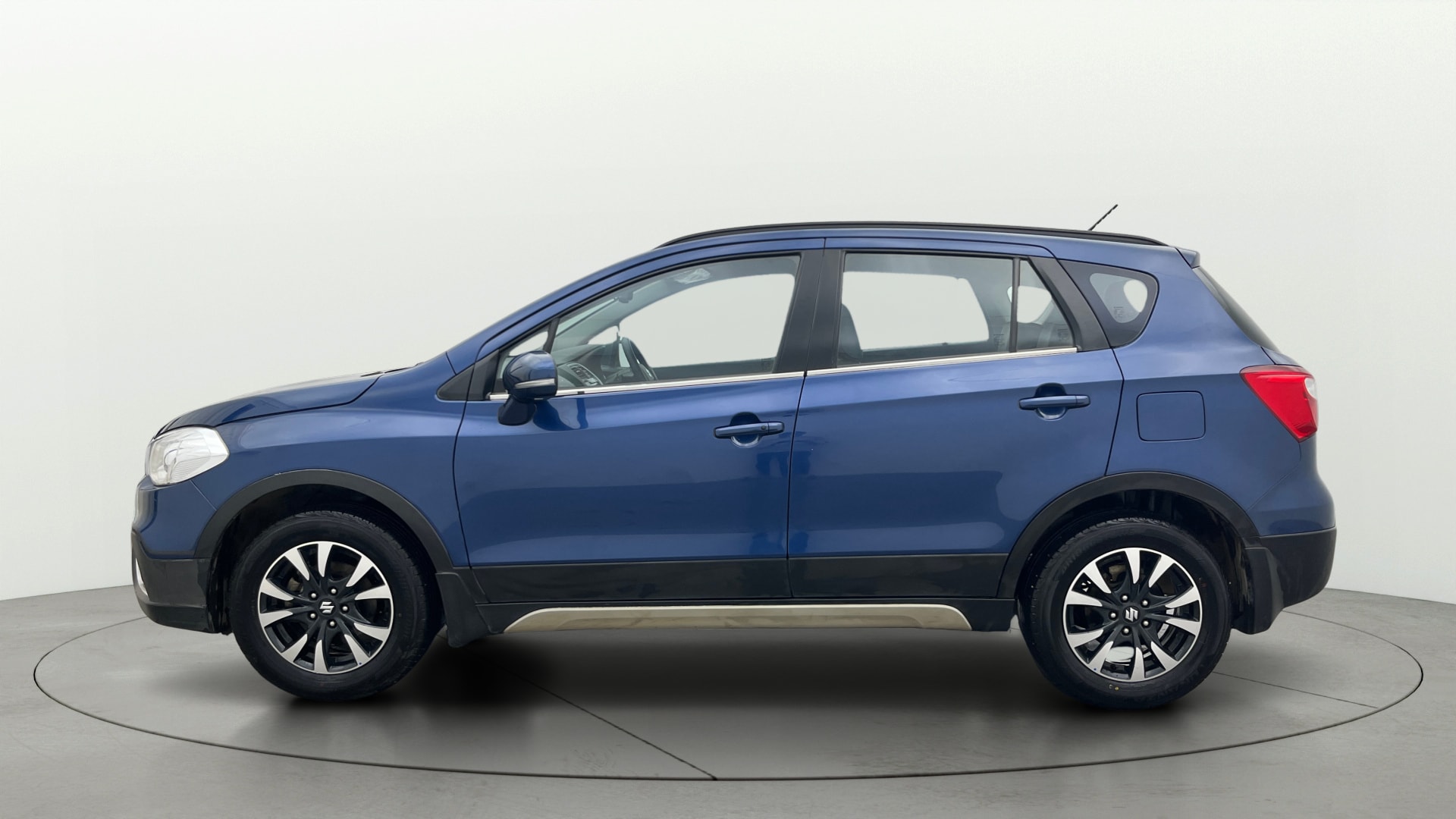 View 2021 Maruti Suzuki 1000 Base Variant Image 6 Used 2021 Maruti Suzuki 1000 Base Variant Image 6