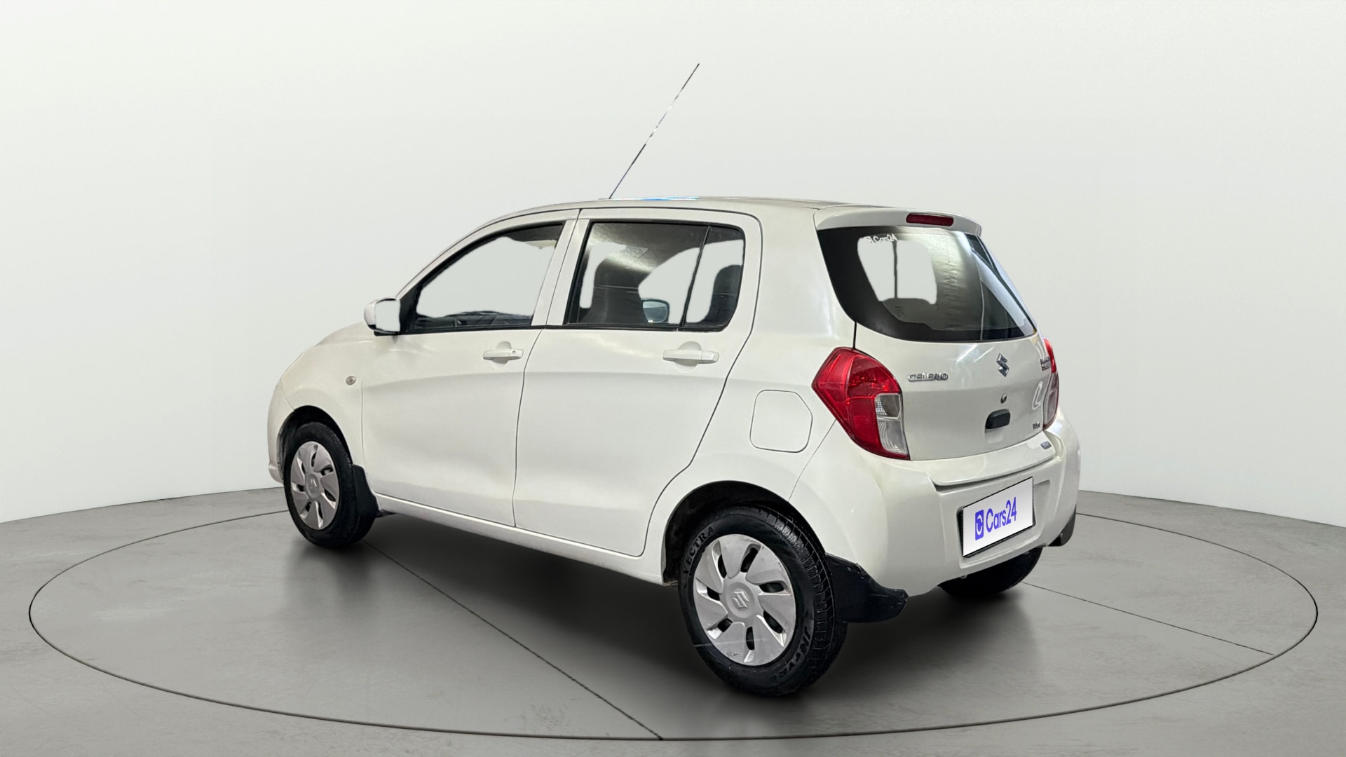 View 2019 Maruti Suzuki 1000 Base Variant Image 2 Used 2019 Maruti Suzuki 1000 Base Variant Image 2