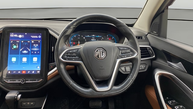 View MG Hector Plus Image 14 Used MG Hector Plus Image 14