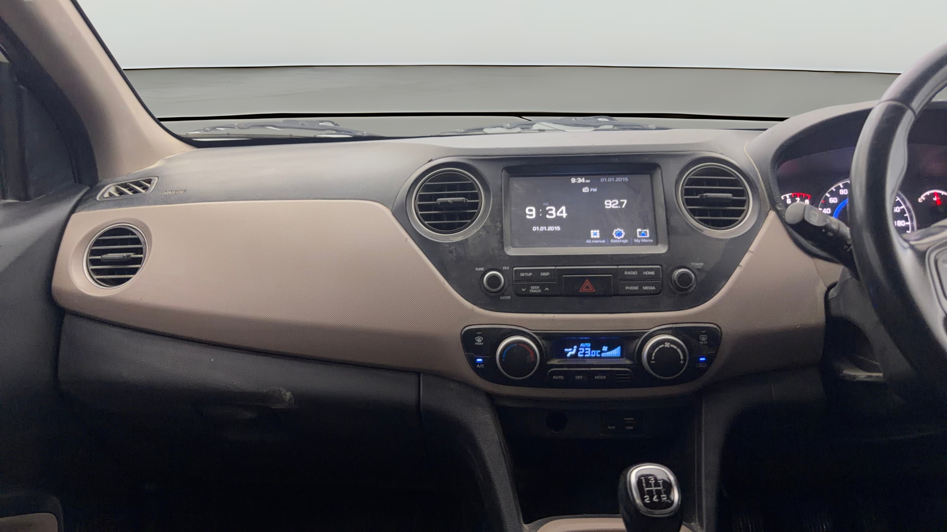 View 2019 Hyundai Grand i10 1.2 Asta Petrol Image 17 Used 2019 Hyundai Grand i10 1.2 Asta Petrol Image 17