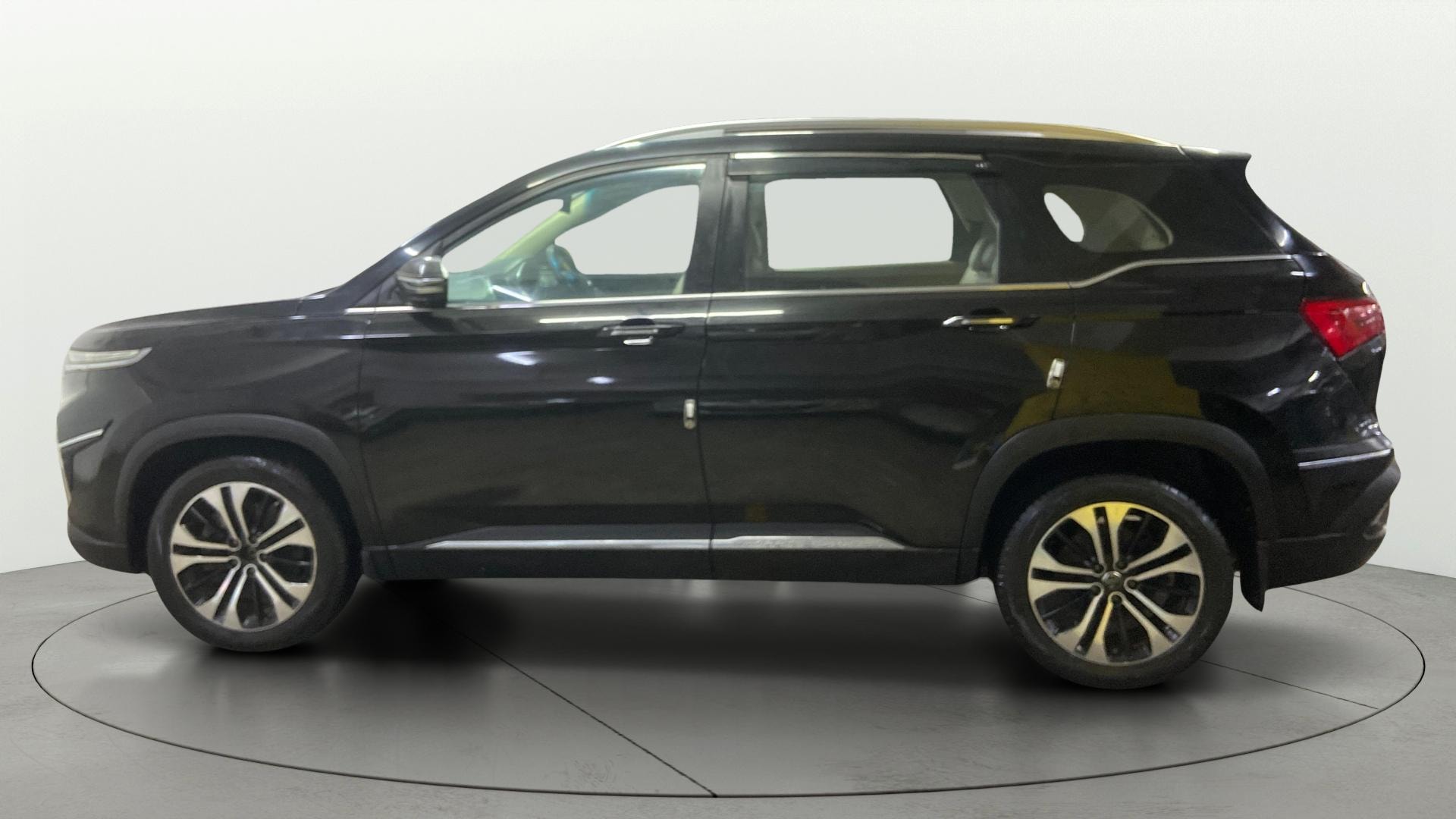 View 2021 MG Hector Sharp CVT Petrol Image 27 Used 2021 MG Hector Sharp CVT Petrol Image 27