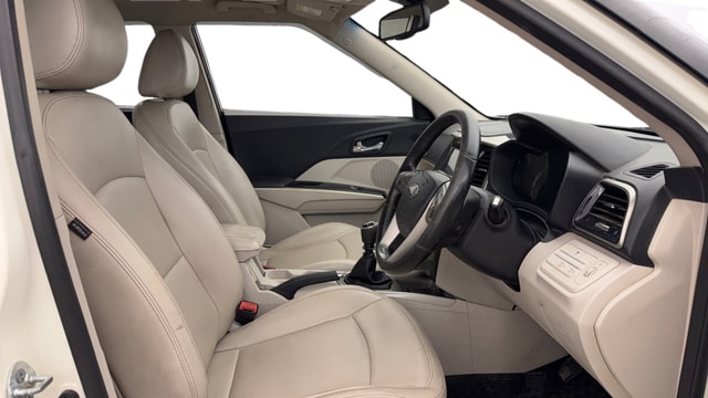 View Mahindra XUV300 Image 27 Used Mahindra XUV300 Image 27
