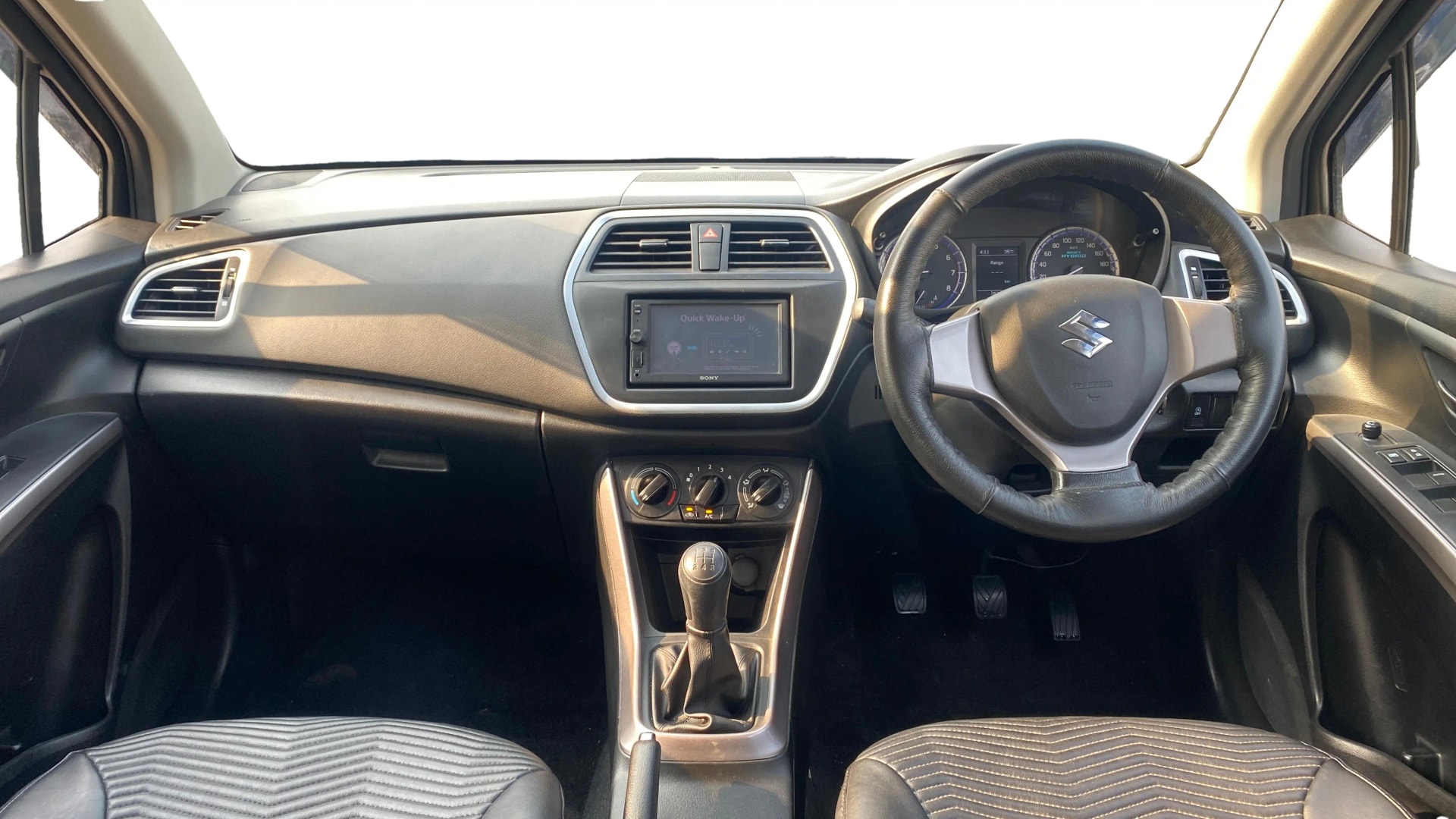 View 2021 Maruti Suzuki 1000 Base Variant Image 15 Used 2021 Maruti Suzuki 1000 Base Variant Image 15