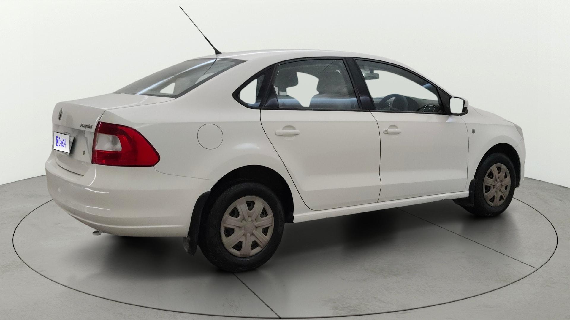 View 2013 Skoda Rapid 1.6 MPI Ambition Petrol BS IV Image 41 Used 2013 Skoda Rapid 1.6 MPI Ambition Petrol BS IV Image 41